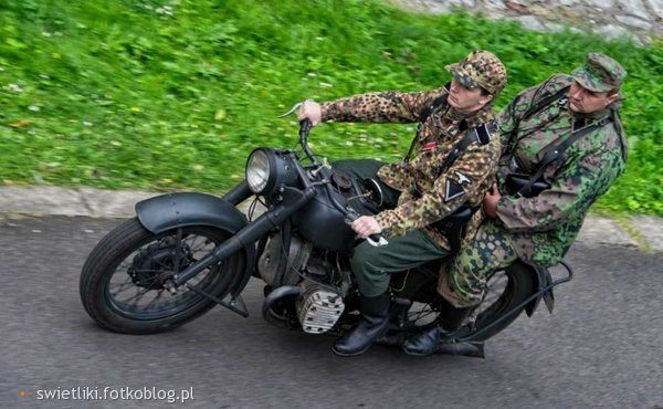 Chłopaki na motorze,  pokaz starej broni Wrocław, Lublin, Kielce 