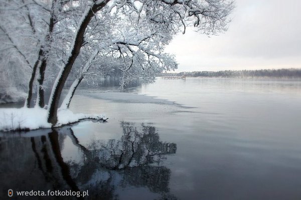 fajna szatka nad jeziorem....