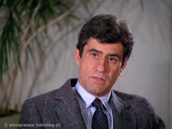 James Farentino as dr.Nick Toscanni