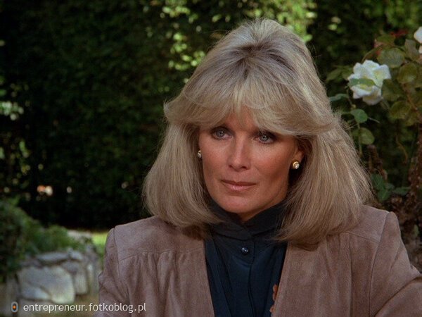 Linda Evans as Krystle 31