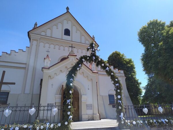 Kościół Wszystkich Świętych w Nowym Brzesku 